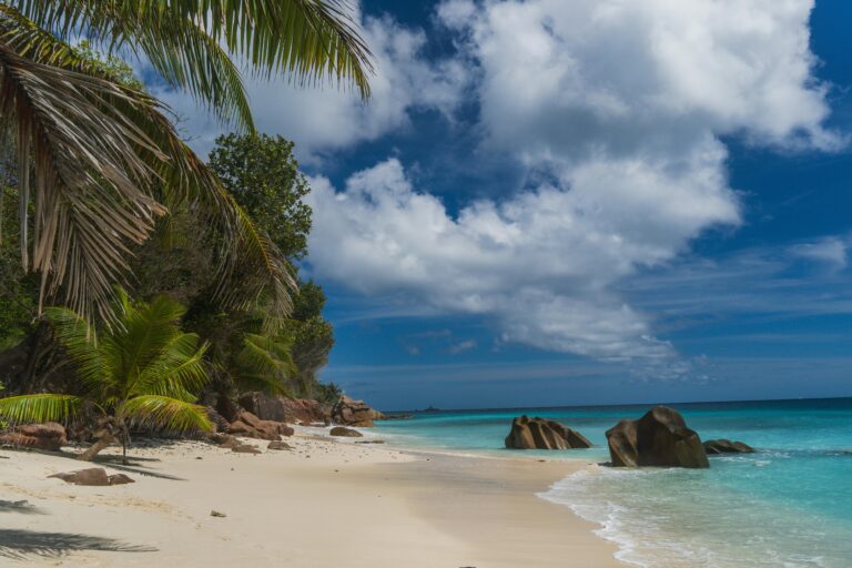 🌴Seychelles Travel Guide: Best Things to Do in April & May